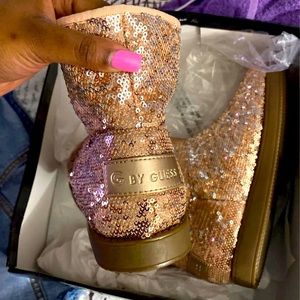 Guess boots